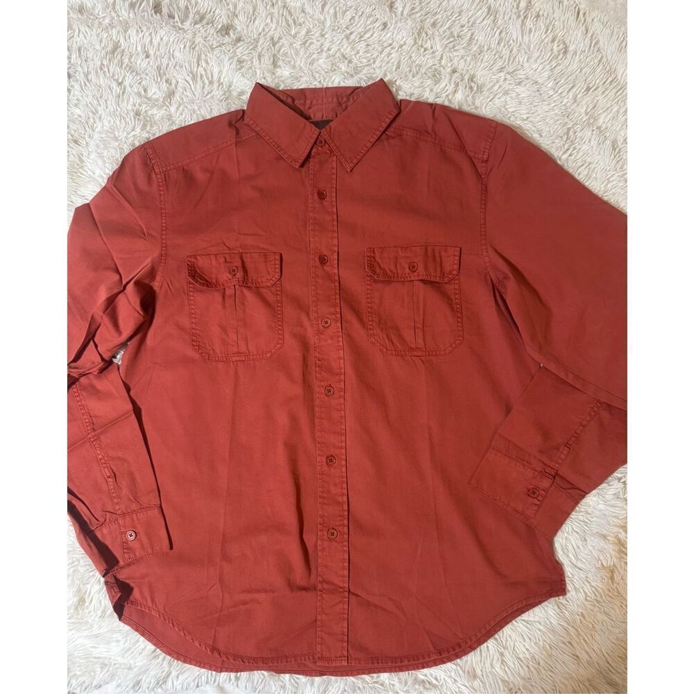 Weekendz off long sleeve button-up casual front pockets shirt M